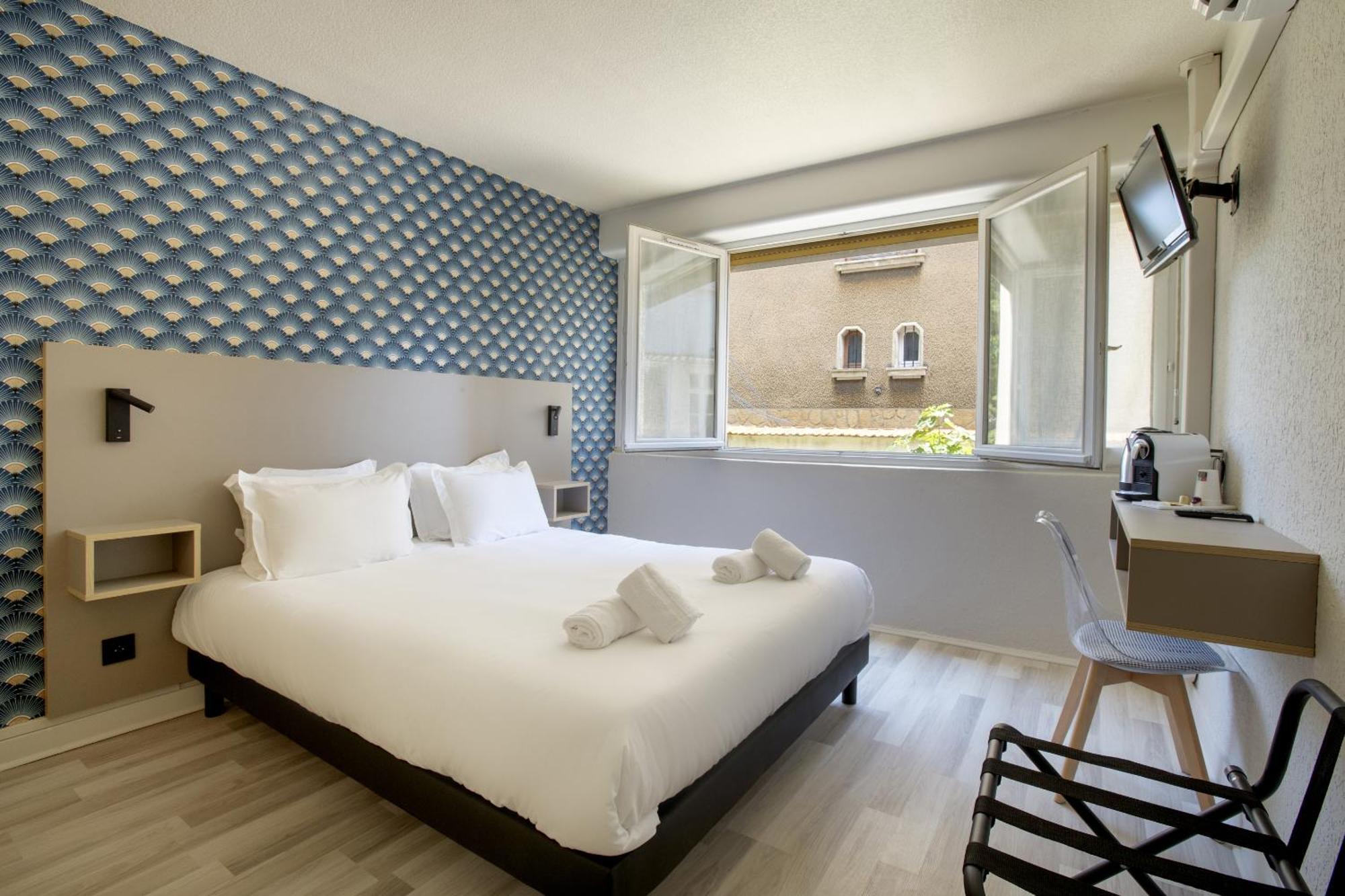 Gab House Otel Bron Dış mekan fotoğraf